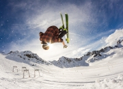 开云官网-非洲雄鹰展翅，尼日利亚正面击溃牙买加—NBA季后赛之外的篮球焦点战