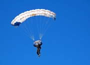 开云棋牌APP-英格拉姆独木成林，灰熊铁壁难阻奇才新王崛起