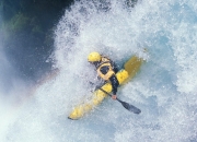 开云棋牌试玩-当黄蜂的蜂刺遇上太阳的熔炉，德罗赞用老派稳定，为篮球写下反潮流注脚