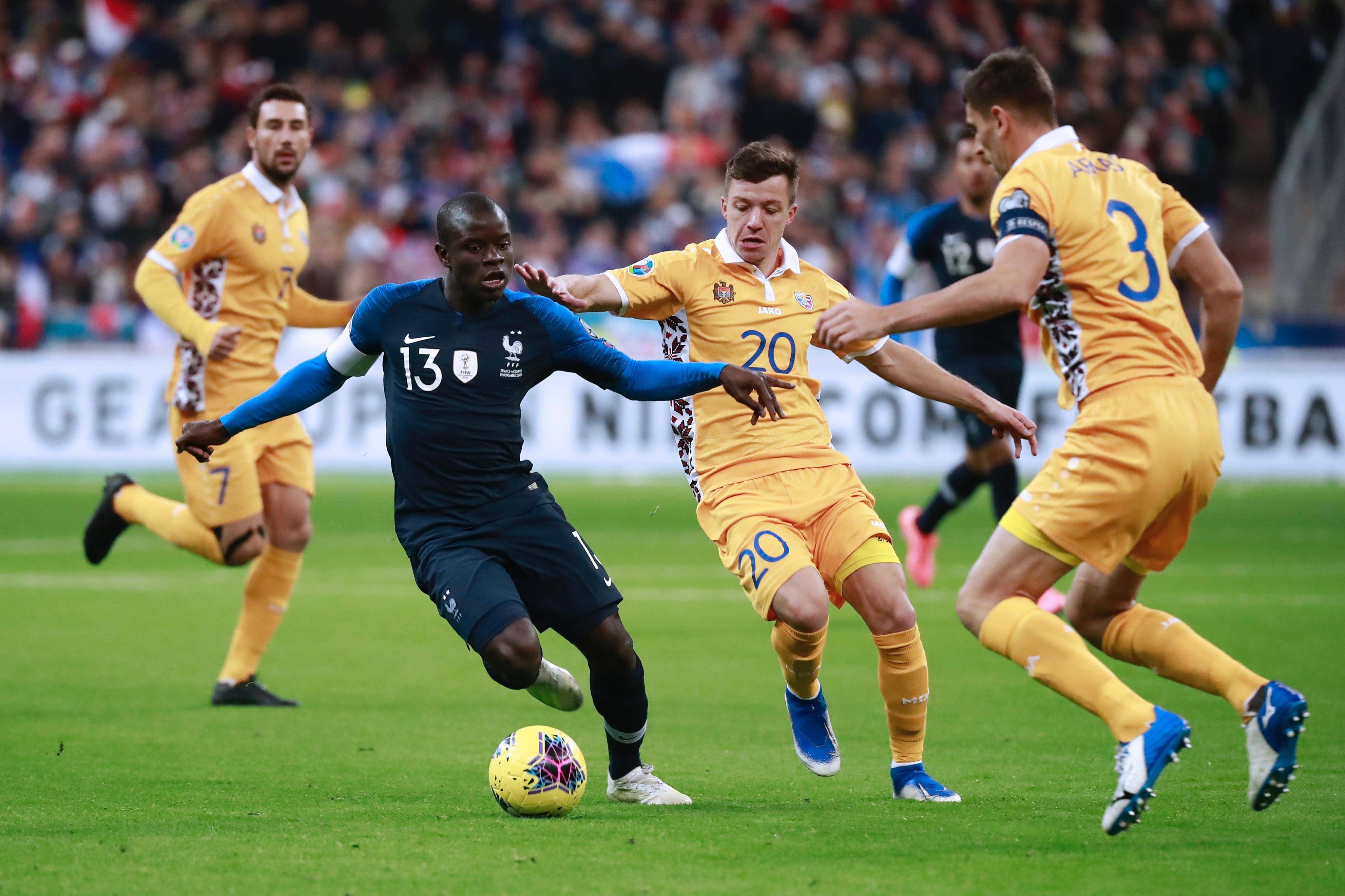 阿尔巴尼亚国家队在比赛中胜出 阿尔巴尼亚国家队在比赛中胜出